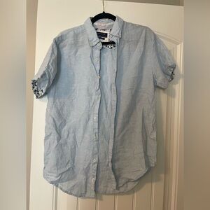Men’s short sleeve button up